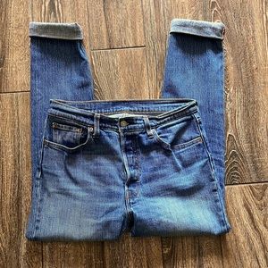 Levi’s 501 button fly Mom jean